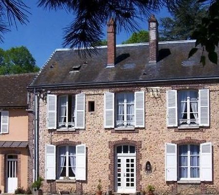 Ferme Du Chateau Bailleau-l'Eveque Exteriör bild